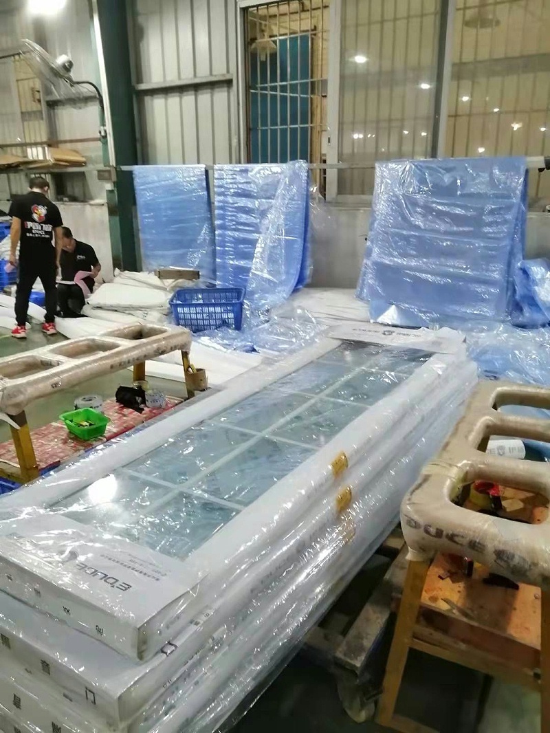 PVC熱收縮膜門(mén)窗打包膜打包袋 (1)